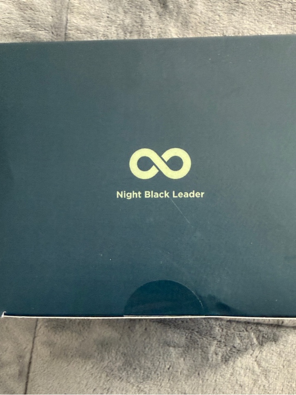 Lilios Love! “ NIGHT BLACK LEADER” sealed in box. 2025 only 100 black made. - Picture 2 of 5